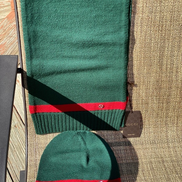💥SOLD💥 GUCCI Wool Guccissima Scarf & Beanie - Picture 2 of 8